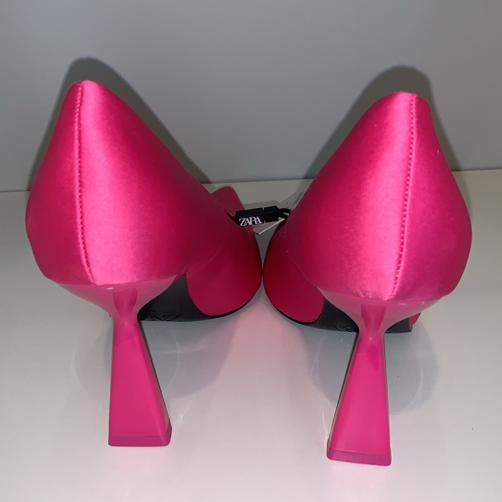 Zara Satin‎ Pointed Stiletto Heels - Picture 5 of 13